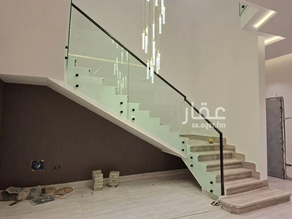 5 bedroom floor in Al Munsiyah 4