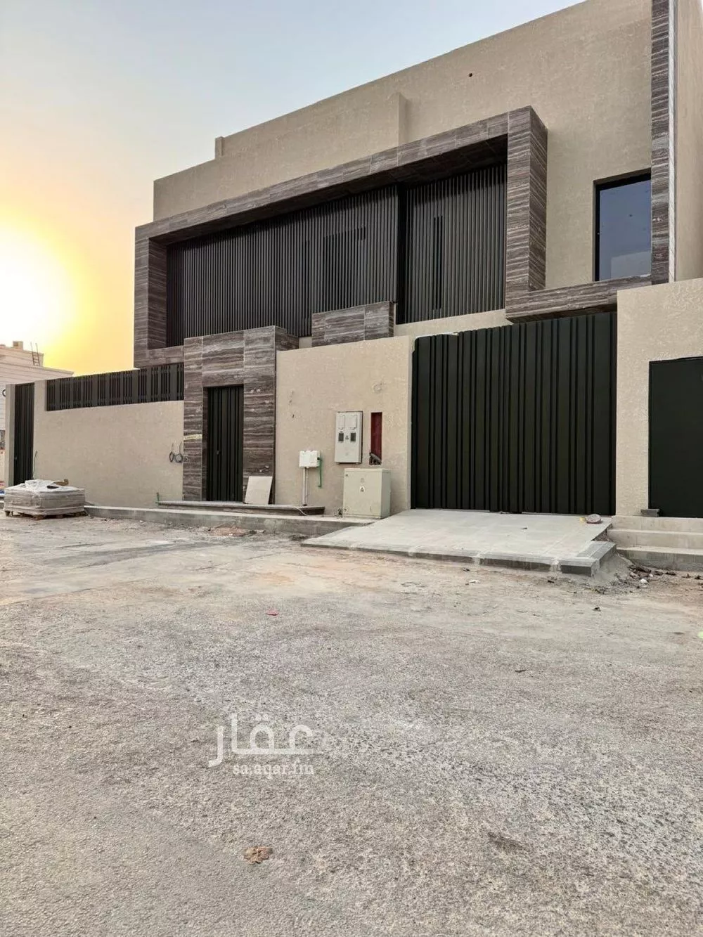 فيلا 5 غرف في الملقا 3