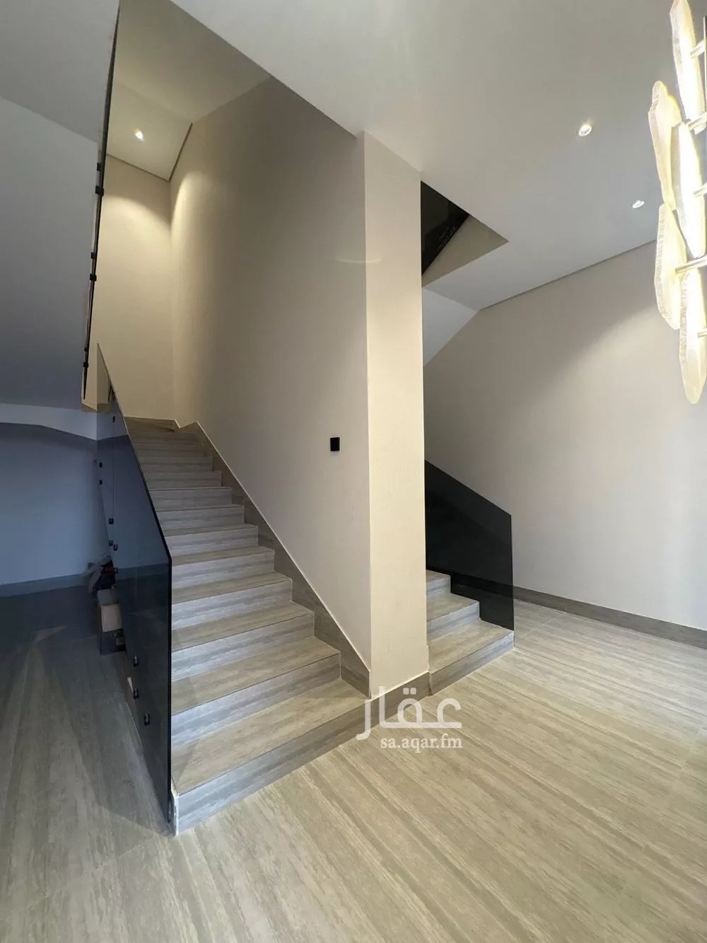 دور 3 غرف في النرجس 5