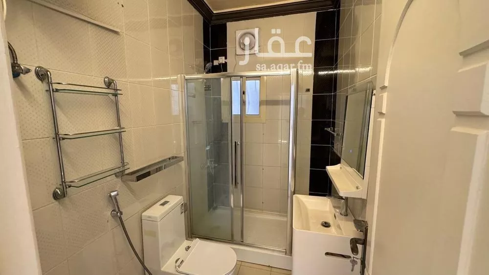 4 bedroom apartment in Al Zahra, Jeddah 10