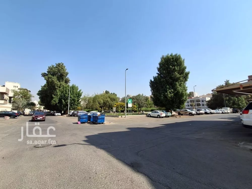 900 sqm land in Al Bawadi 2