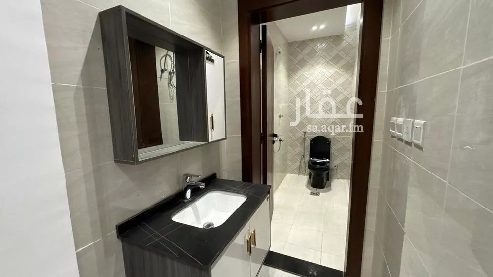 5 bedroom apartment in Al Salamah, Jeddah 6