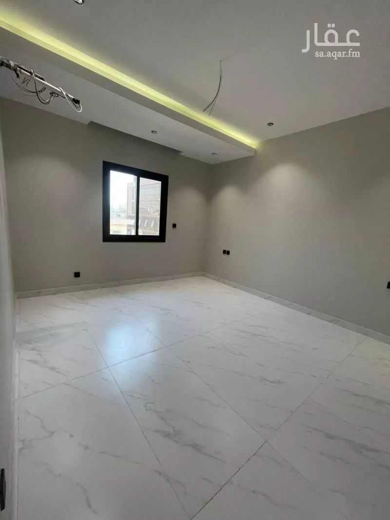 شقة 4 غرف في الروضة 2