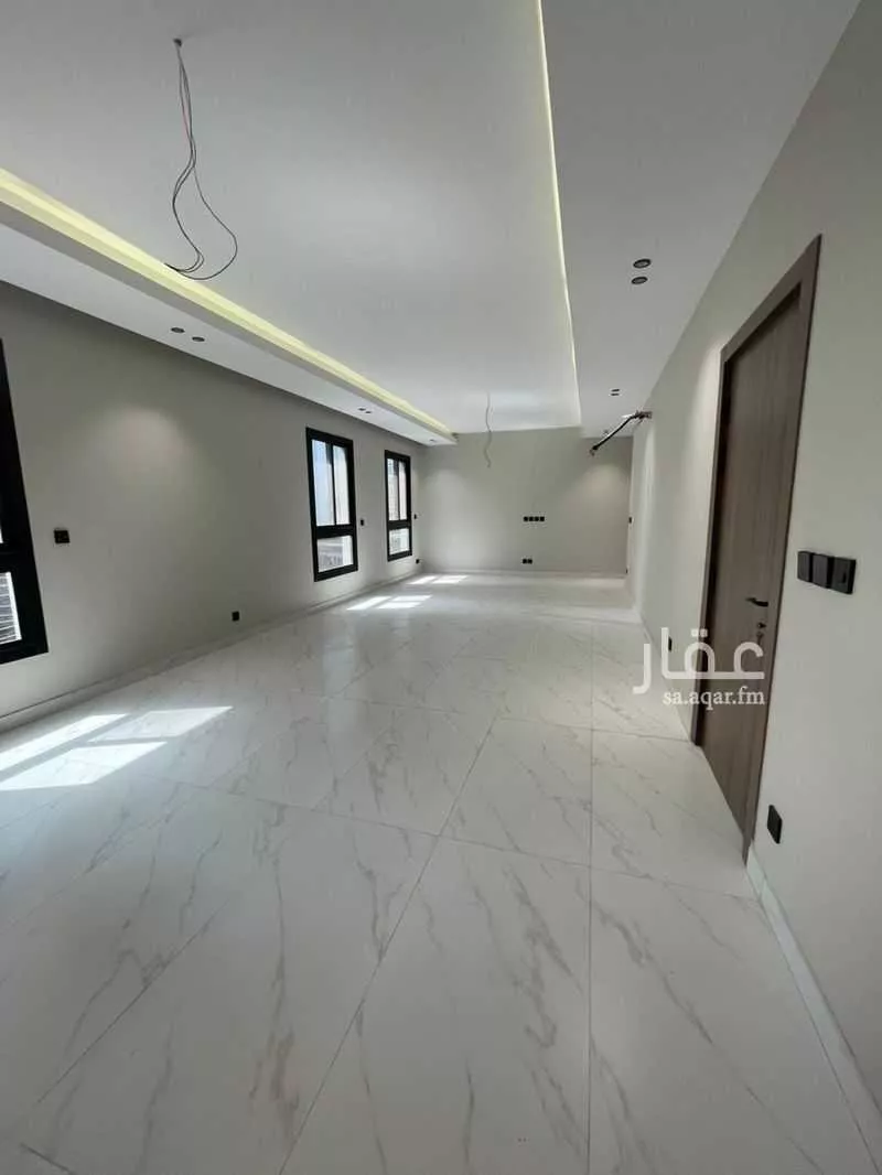 شقة 5 غرف في الروضة 1