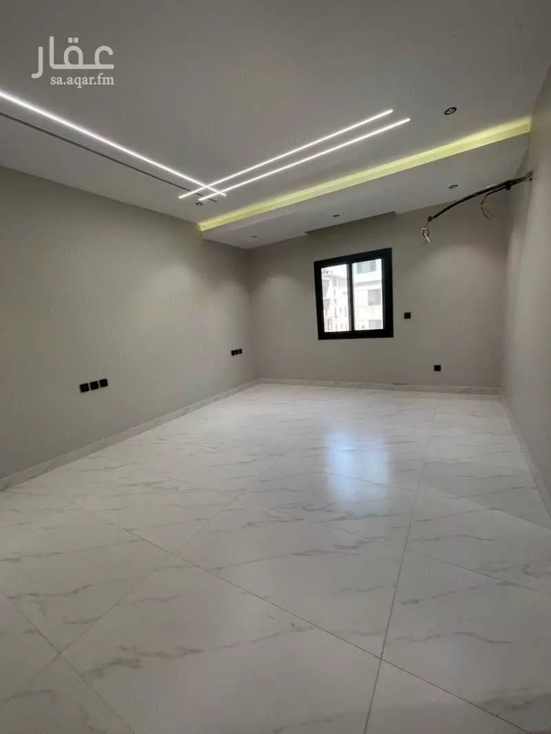 شقة 5 غرف في الروضة 4