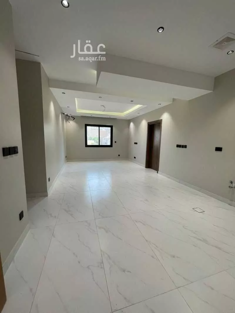 شقة 5 غرف في الروضة 3