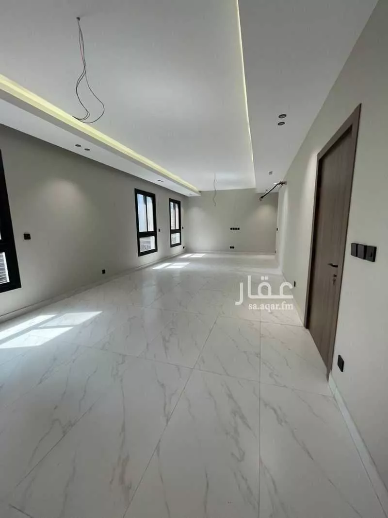 شقة 5 غرف في الروضة 1