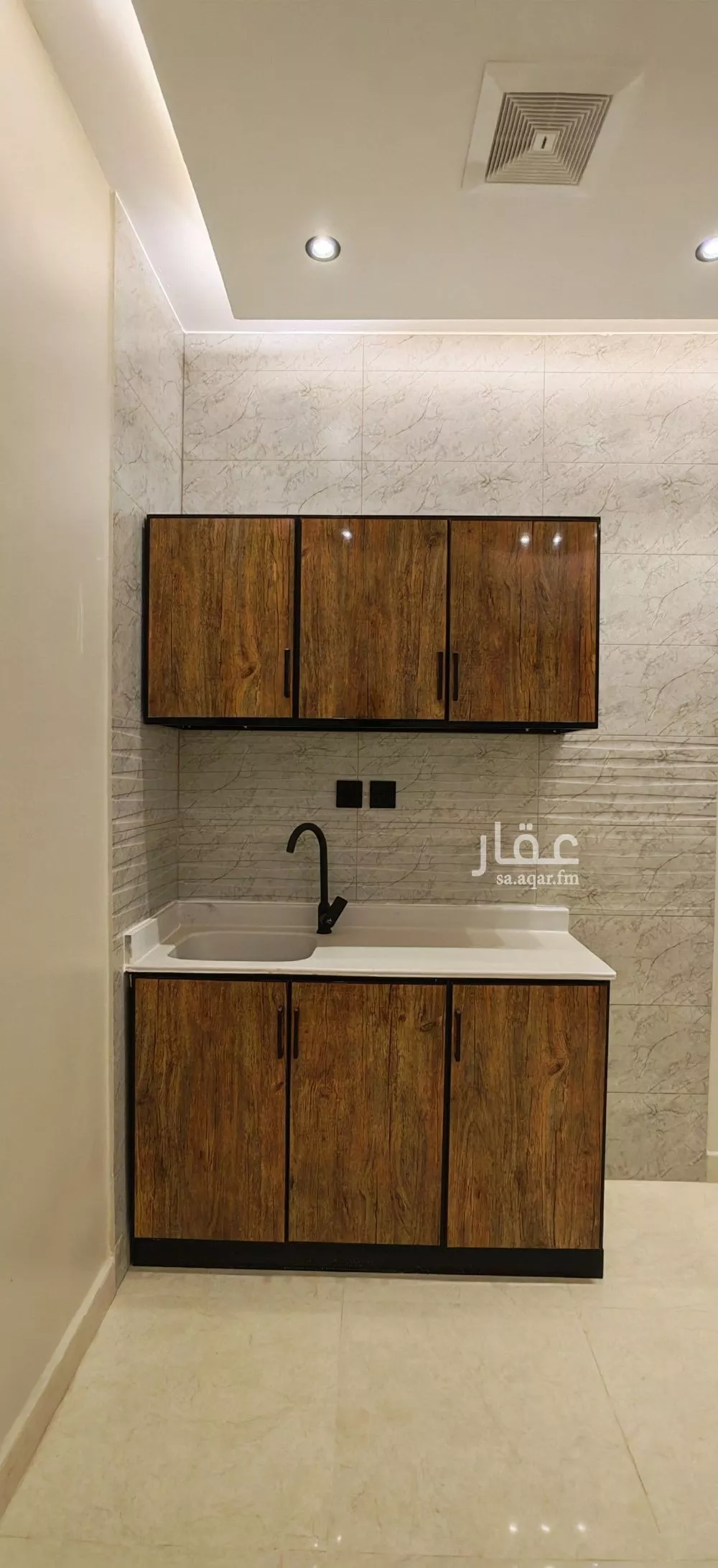 دور 1 غرف في الملقا 3