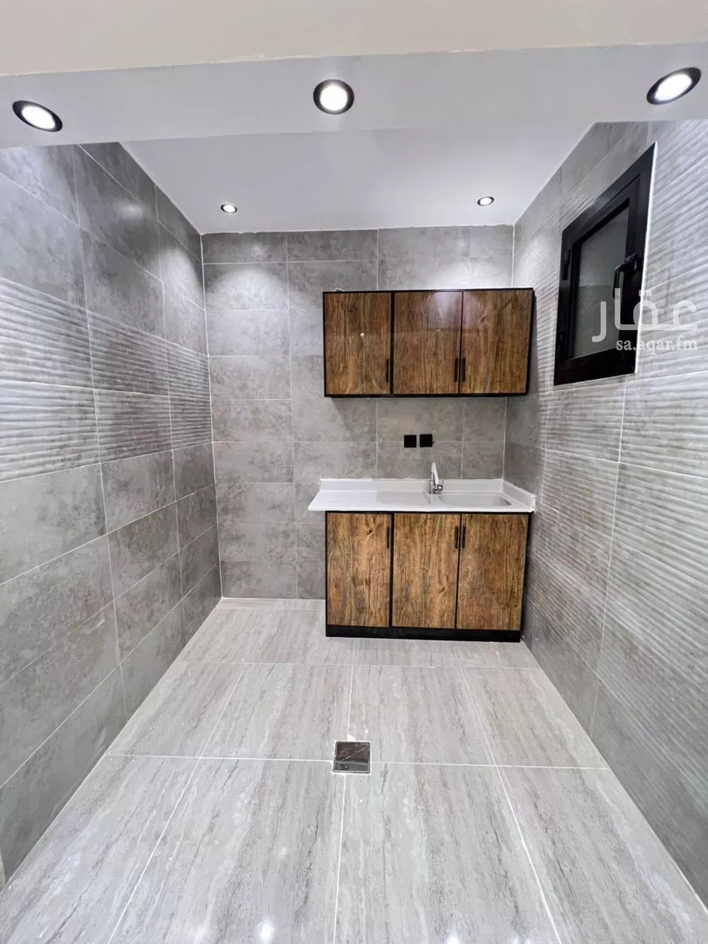 شقة 1 غرف في المونسية 4