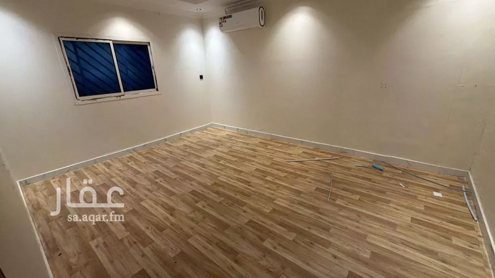 1 bedroom apartment in Al Falah 5