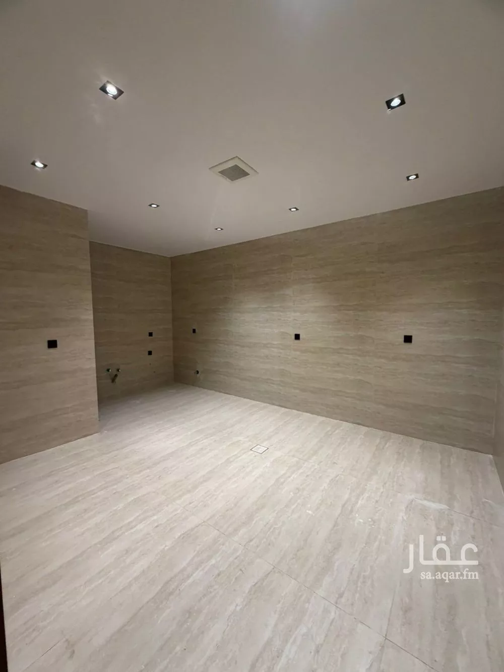 4 bedroom floor in Al Hazm 4