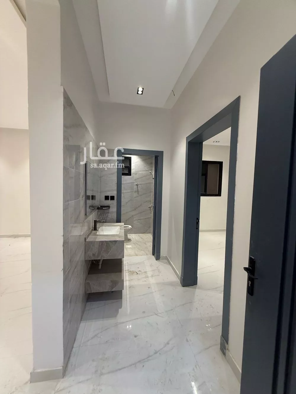 6 bedroom floor in Okaz 4