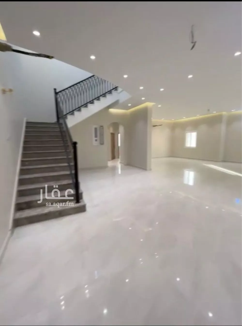 فيلا 9 غرف في الياقوت 2