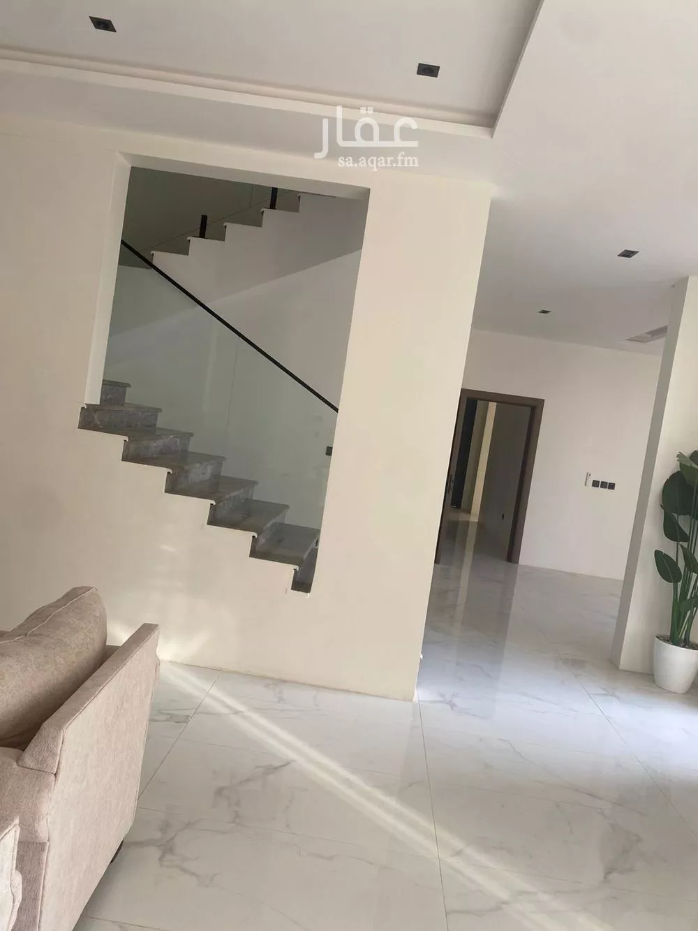 8 bedroom villa in Az Zomorod, Jeddah 6