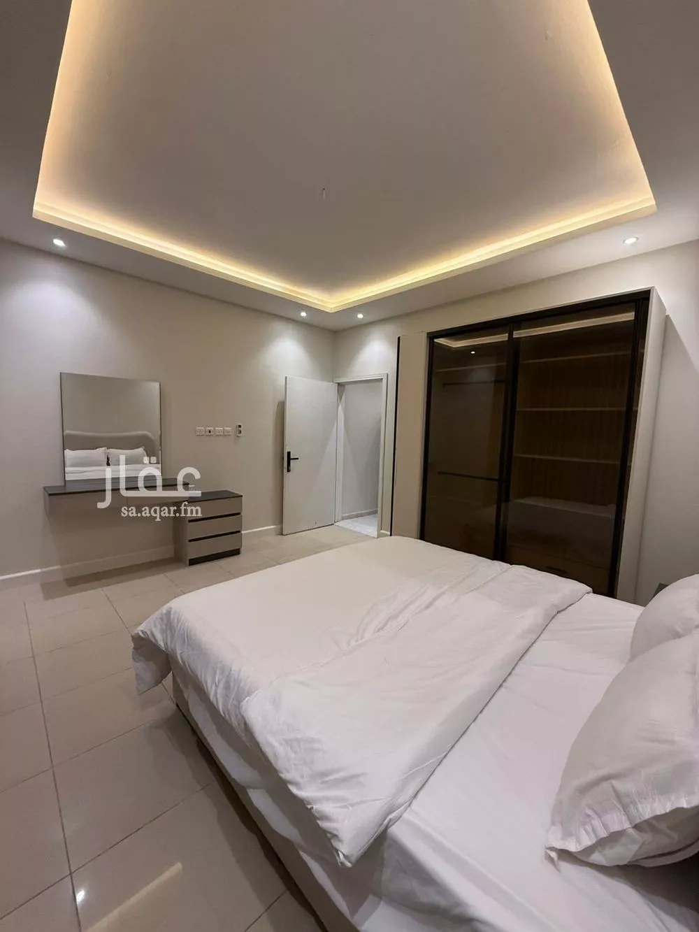 عمارة 1000 م² في الحمراء 3