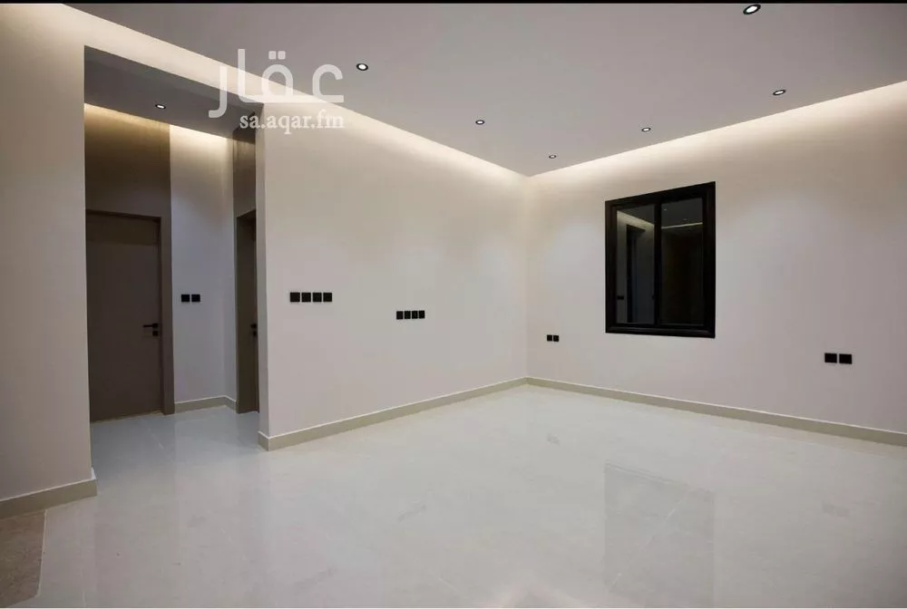 فيلا 5 غرف في الخليج 3