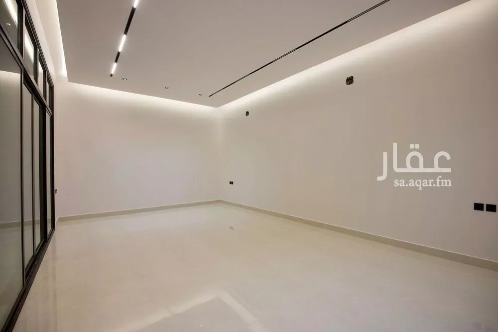 فيلا 5 غرف في الخليج 4