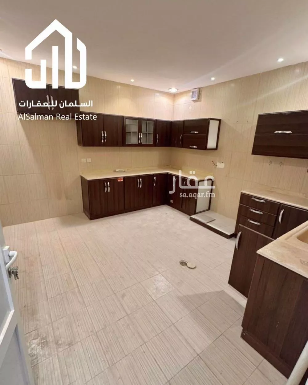 شقة 3 غرف في الياسمين 2