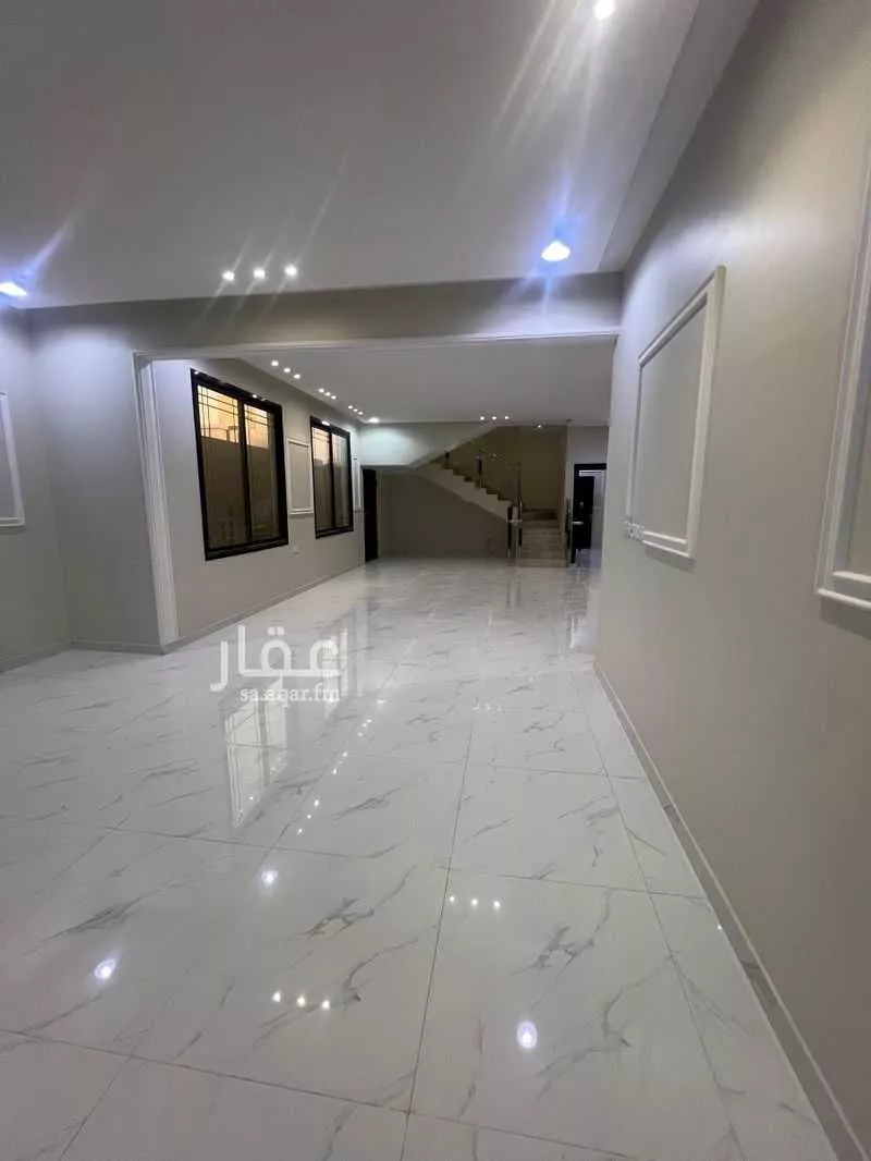 شقة 6 غرف في الرمال 3