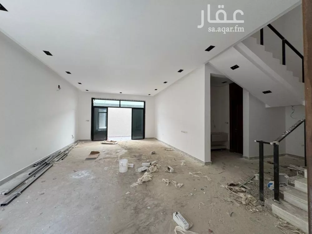 فيلا 5 غرف في المونسية 5