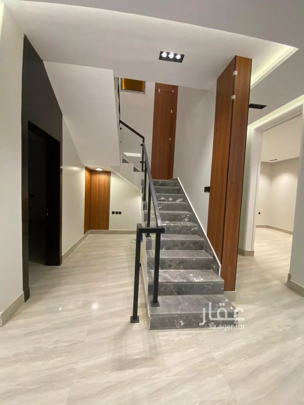 5 bedroom villa in Al Rimal 5