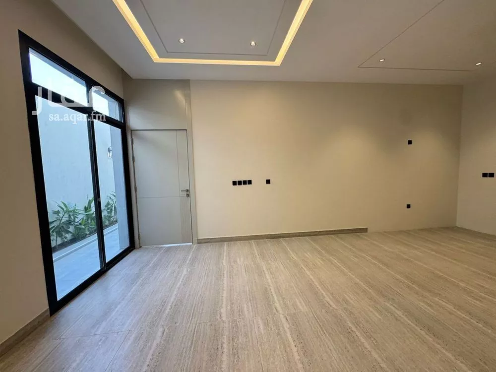 4 bedroom floor in Al Munsiyah 2