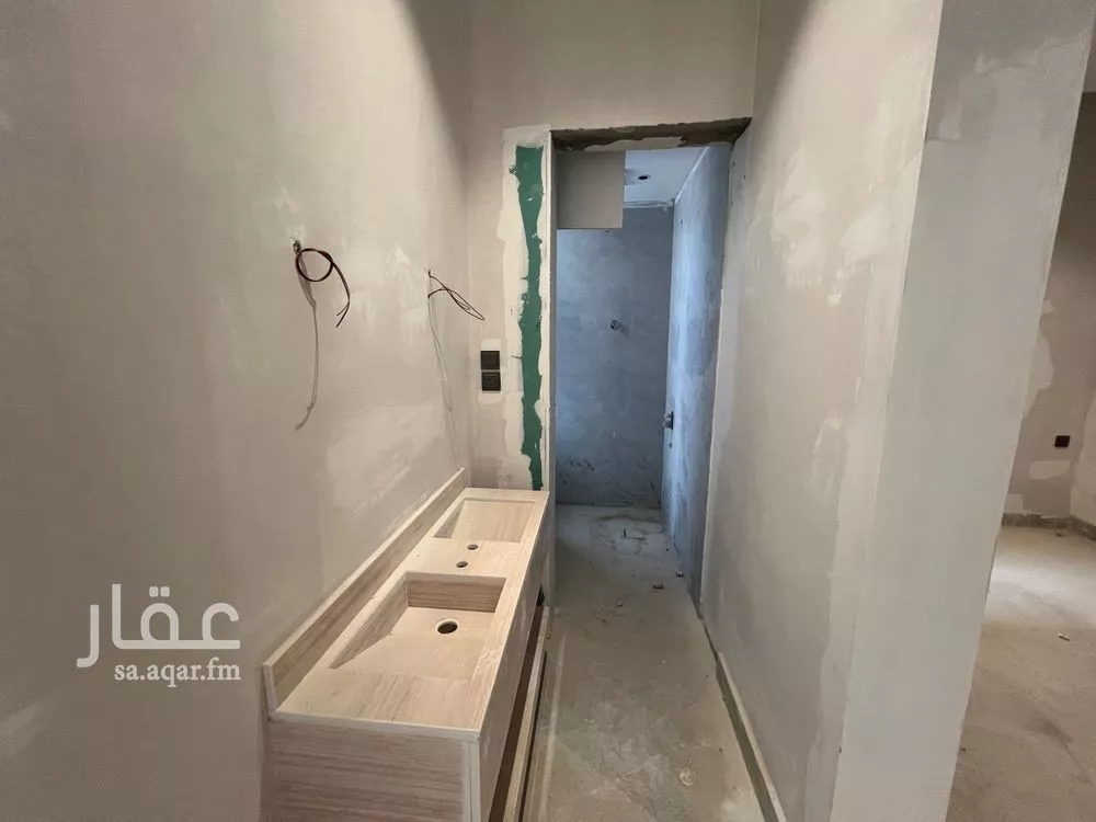 5 bedroom floor in Al Maizilah 5