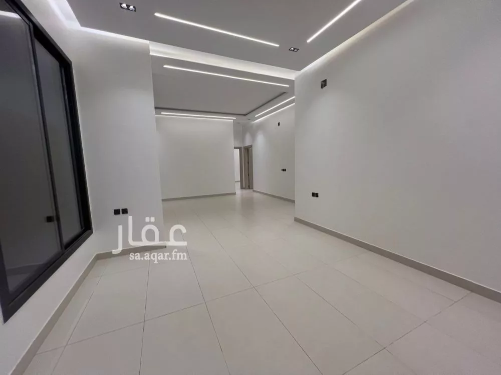 فيلا 6 غرف في الجنادرية 1