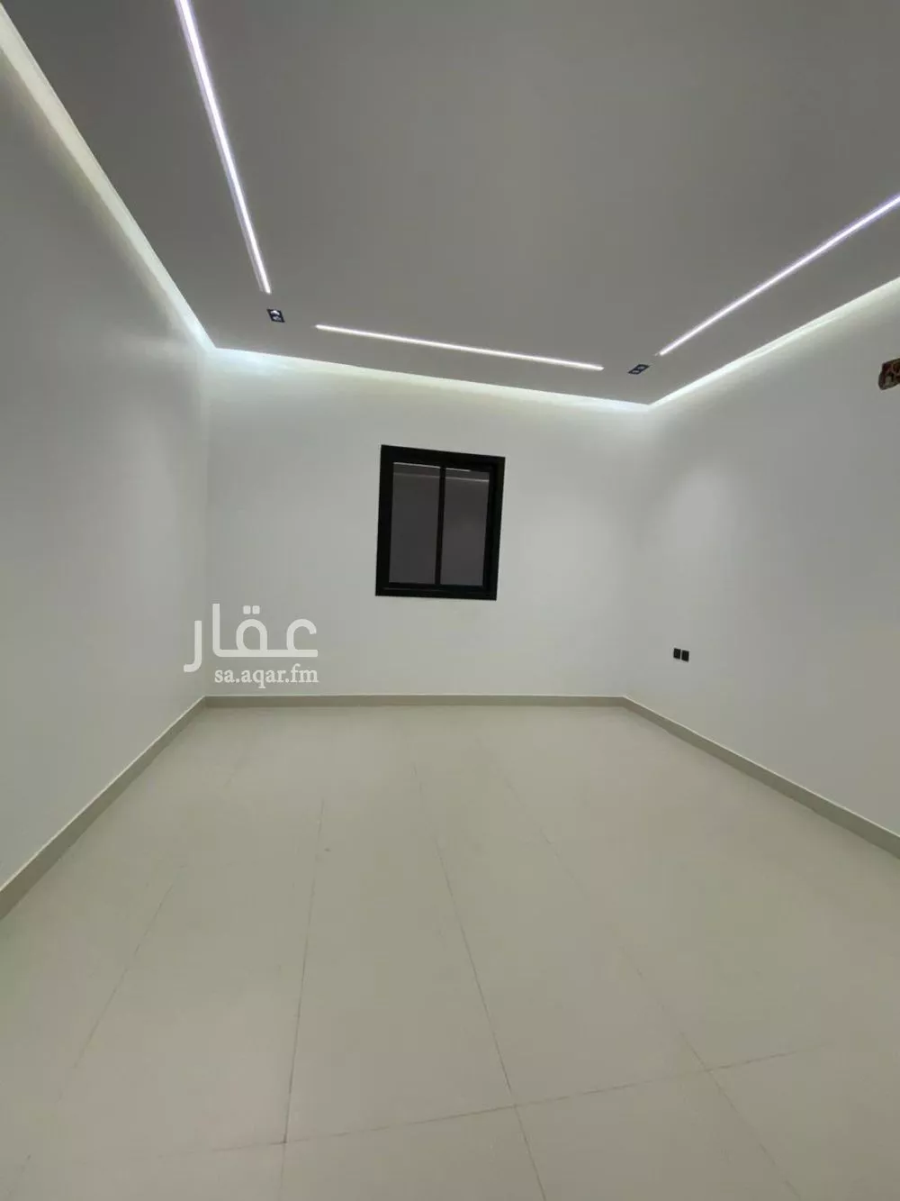 5 bedroom floor in Al Khaleej 1