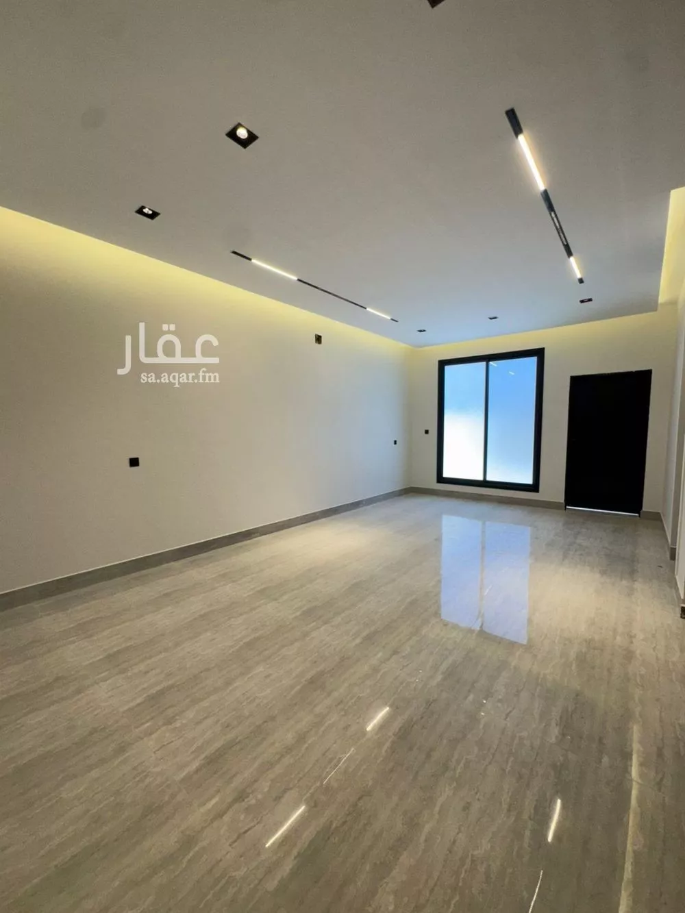 فيلا 5 غرف في العارض 2