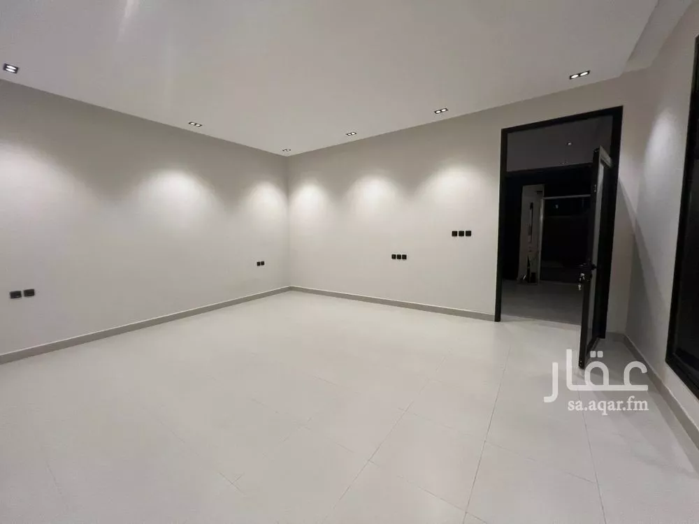 دور 5 غرف في الخليج 1