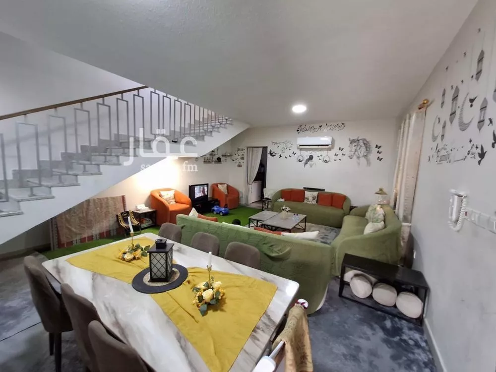 فيلا 6 غرف في الجنادرية 5