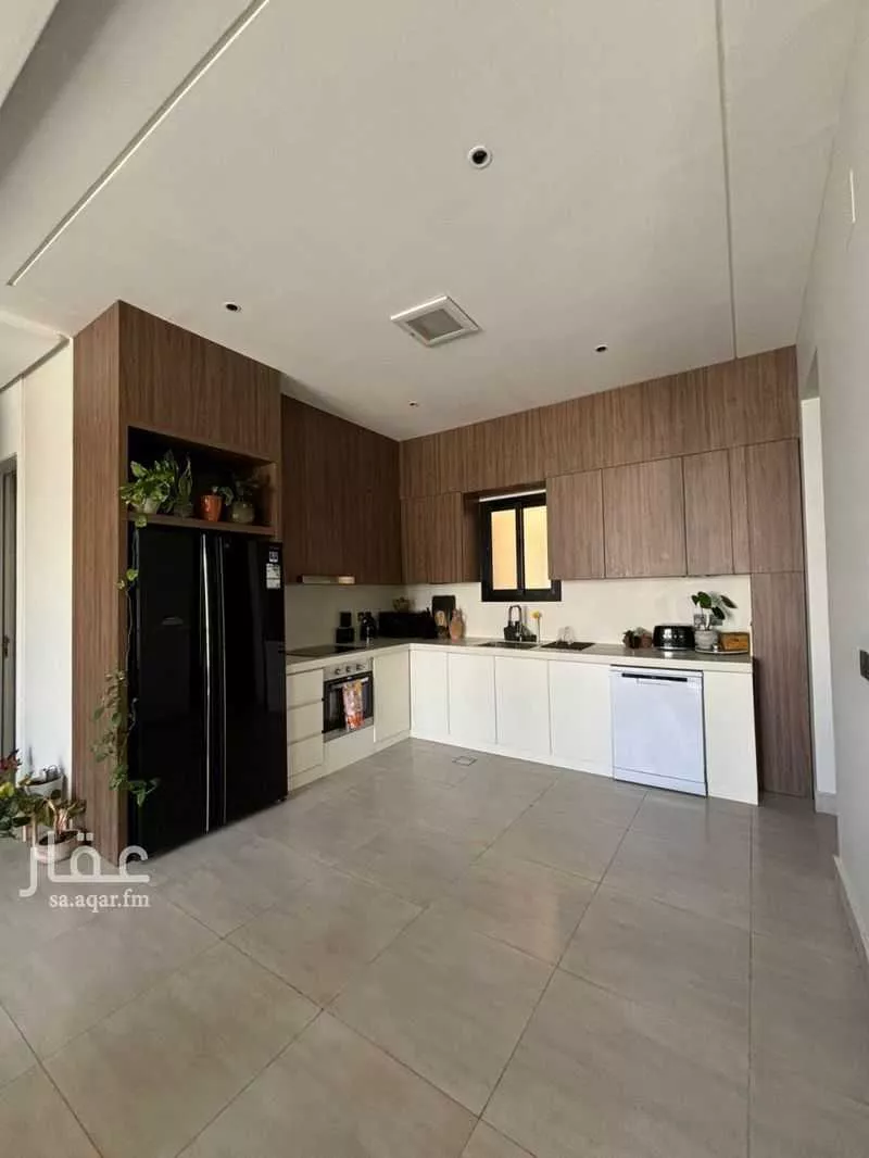 شقة 5 غرف في المونسية 5