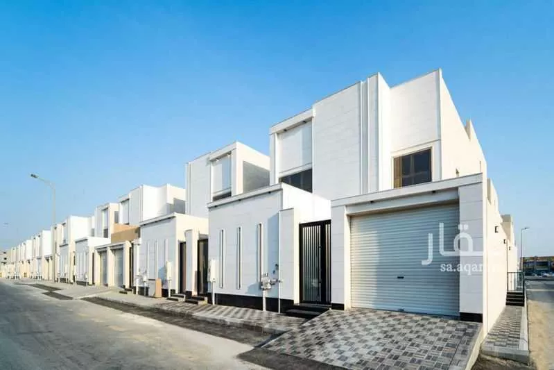 8 bedroom villa in Al Amal, Eastern Province 12