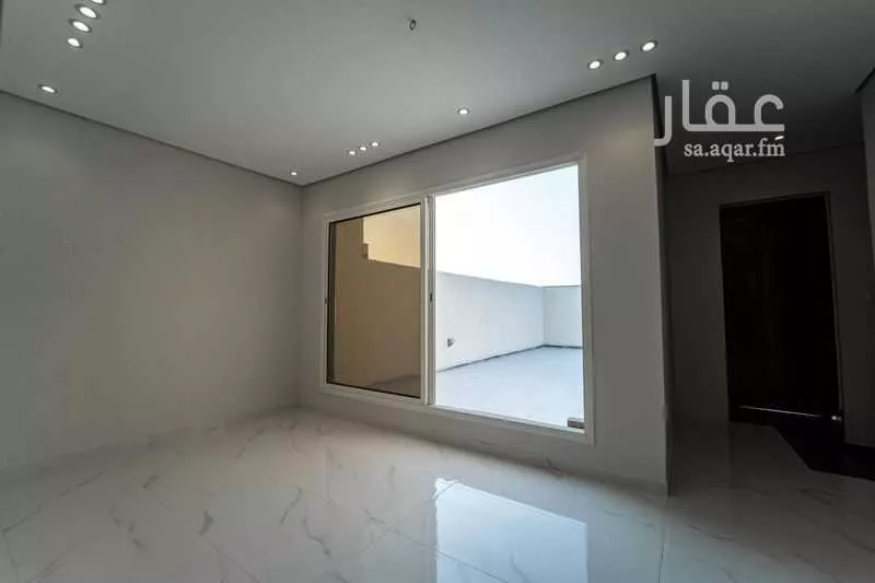 8 bedroom villa in Al Amal, Eastern Province 26