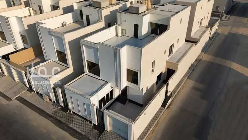 8 bedroom villa in Al Amal, Eastern Province 9