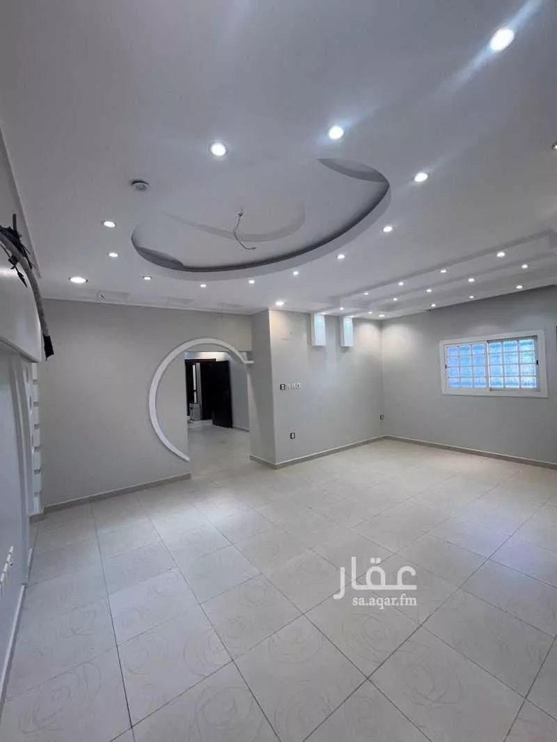 عمارة 663 م² في الحمراء و ام الجود 1