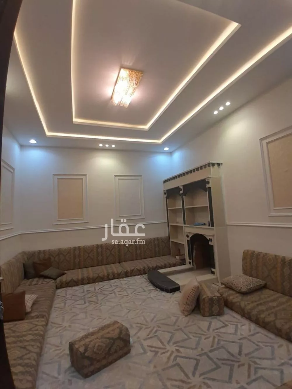 فيلا 9 غرف في الرمال 4