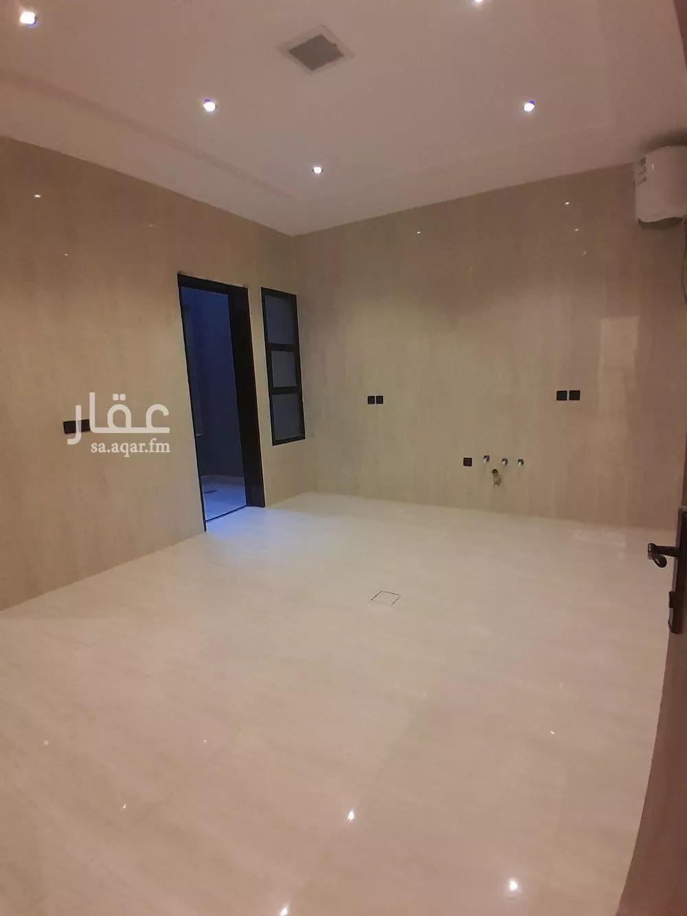 7 bedroom floor in Al Rimal 4