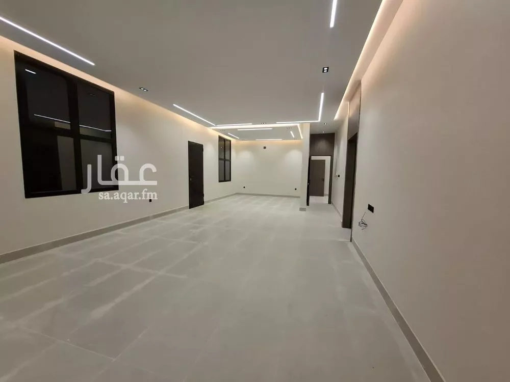 7 bedroom floor in Ash Sharq 3