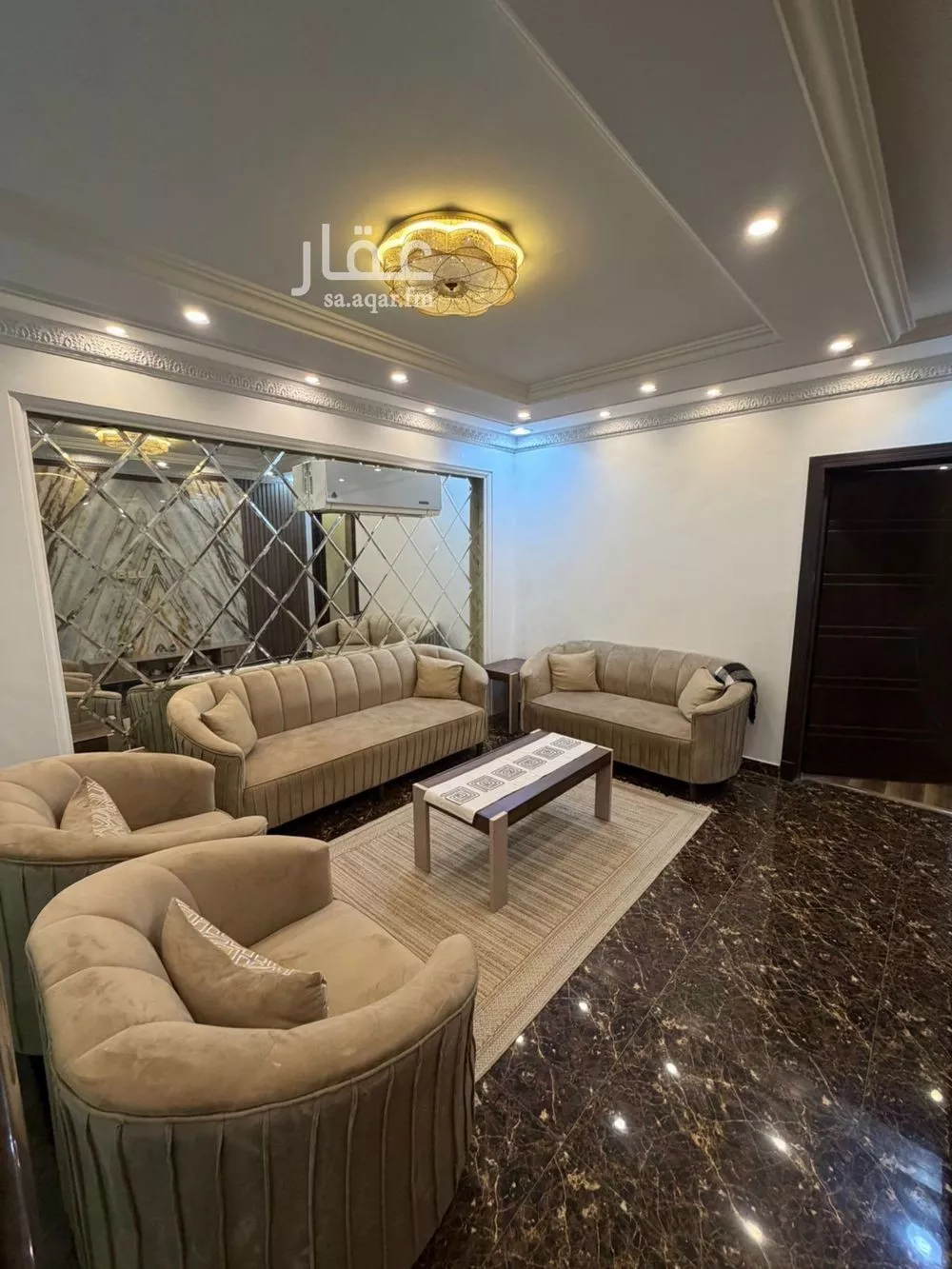 5 bedroom villa in Al Munsiyah, Riyadh 6