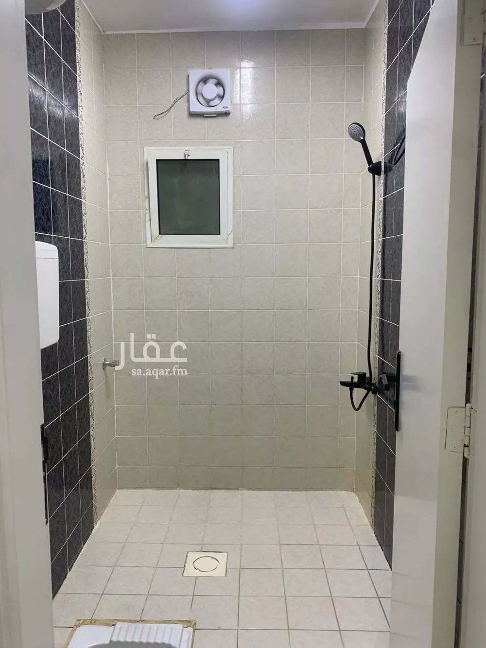 شقة 3 غرف في الرمال 3