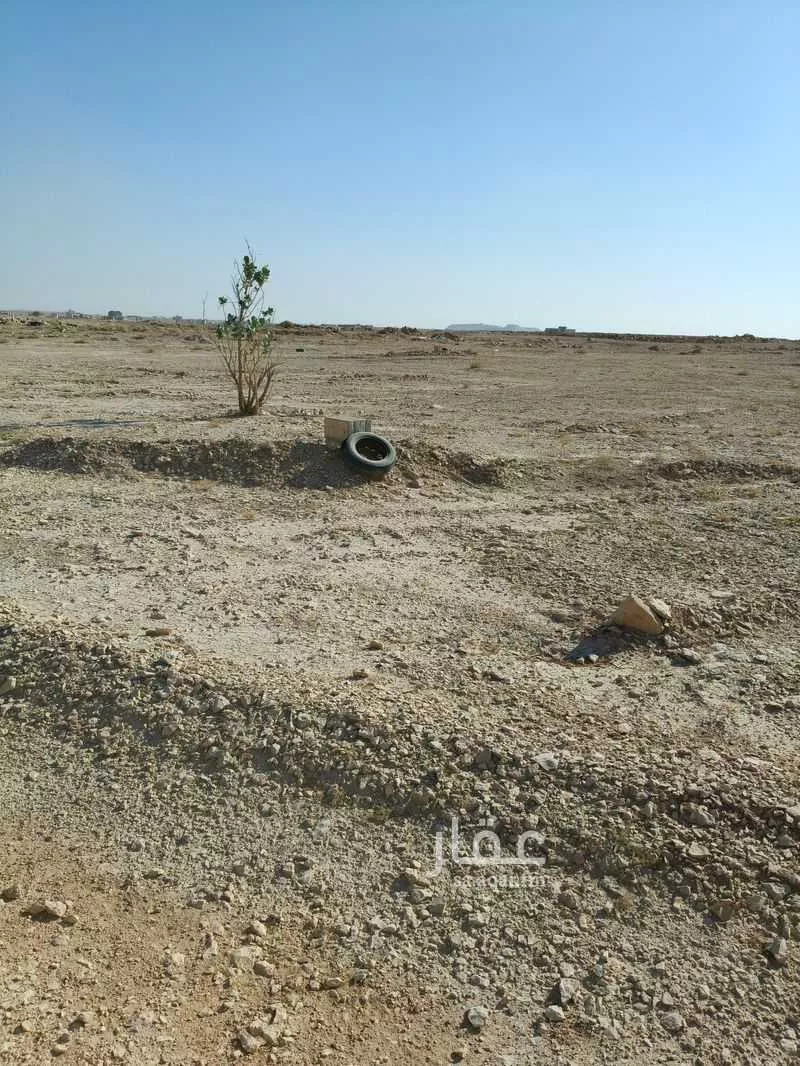 أرض 900 م² في عريض 2