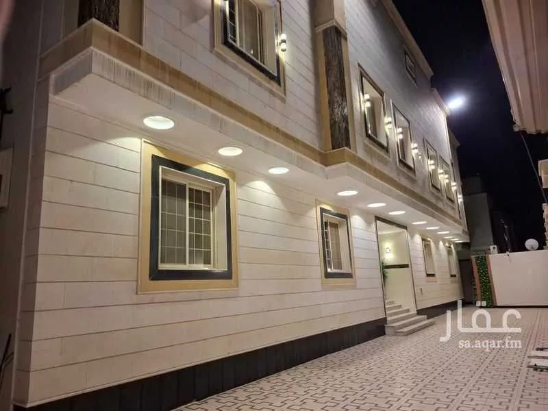 عمارة 900 م² في الصالحية 3