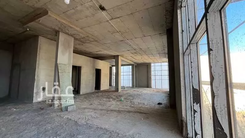 1349 sqm shop in Al Ahn 1