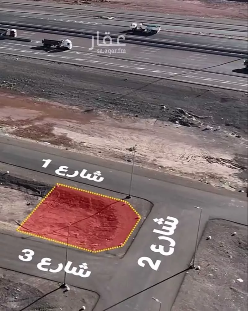 أرض 405 م² في خاخ 4