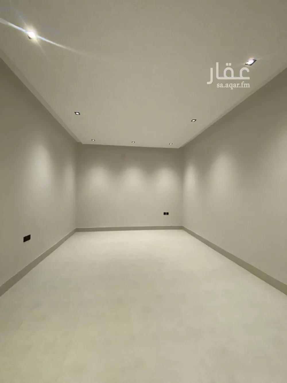 فيلا 6 غرف في الجنادرية 5