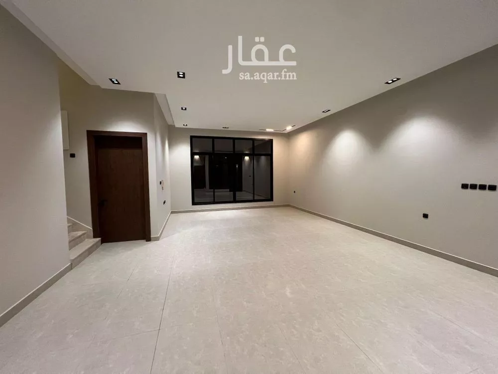 6 bedroom villa in Ash Sharq 5