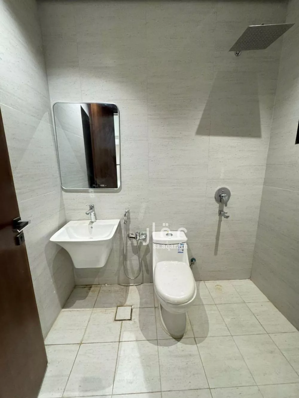 دور 6 غرف في المونسية 3