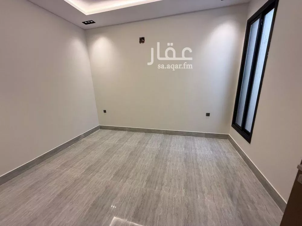 شقة 4 غرف في الرمال 4